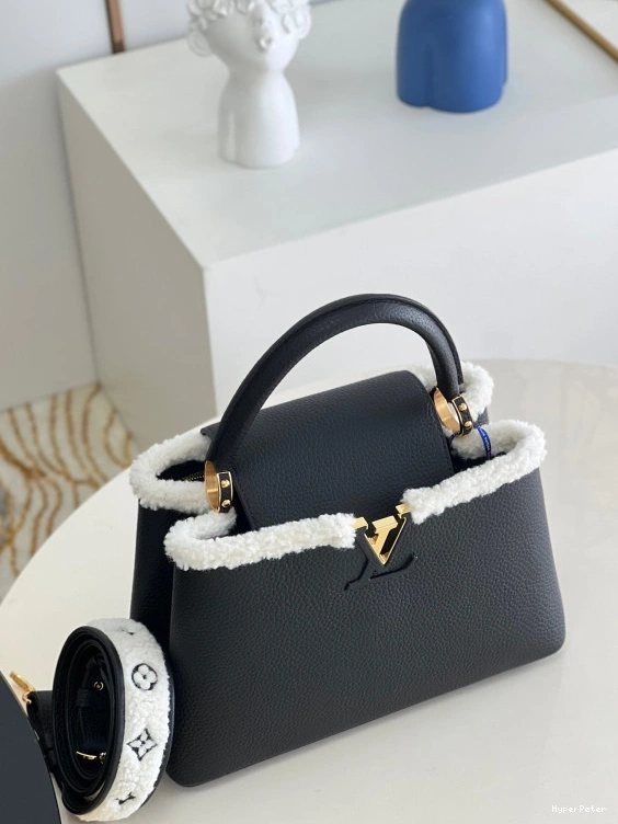 LOUIS VUITTON MM CAPUCINES 0806